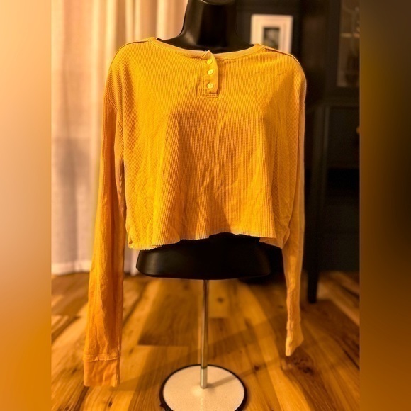 wild fable Tops - Long sleeve, yellow, waffle knitted crop top shirt, size L